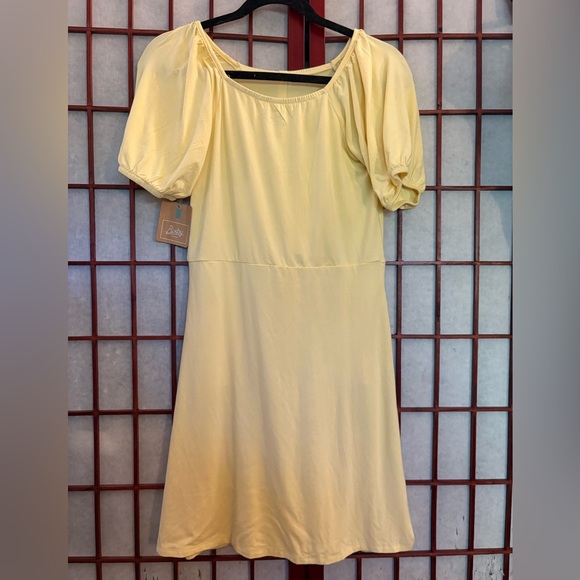 Bixby Nomad Yellow Buttoned Puff Sleeve Dress - Picture 2 of 4